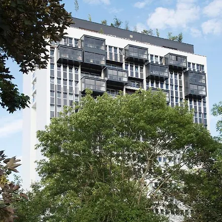 La Canopee Aparthotel